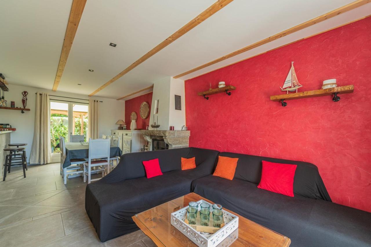 Belle maison rénovée, 5mn à pied de la mer, classée meublé de tourisme 3 étoiles Île-Tudy Exterior foto
