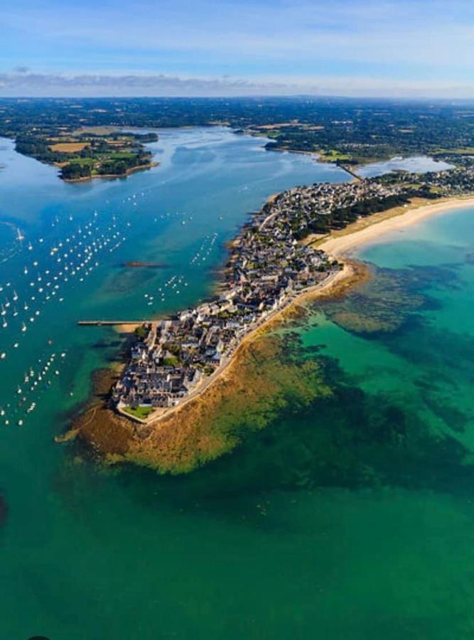 Belle maison rénovée, 5mn à pied de la mer, classée meublé de tourisme 3 étoiles Île-Tudy Exterior foto