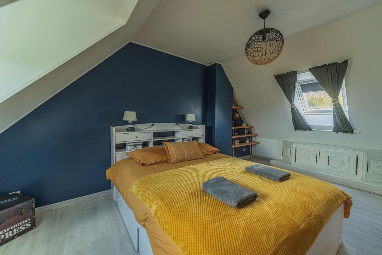Belle maison rénovée, 5mn à pied de la mer, classée meublé de tourisme 3 étoiles Île-Tudy Exterior foto