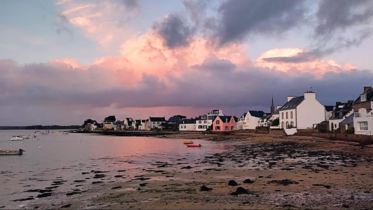 Belle maison rénovée, 5mn à pied de la mer, classée meublé de tourisme 3 étoiles Île-Tudy Exterior foto